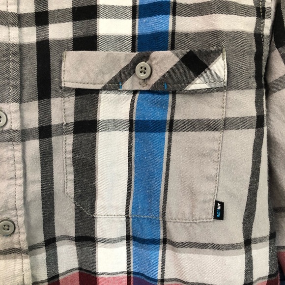 ๐Amplify youth flannel shirt - Picture 5 of 10